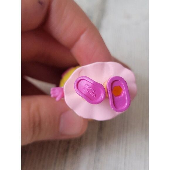 Disney pink bow dress‎ Ms Piggy Muppets star toy figure - Picture 4 of 4